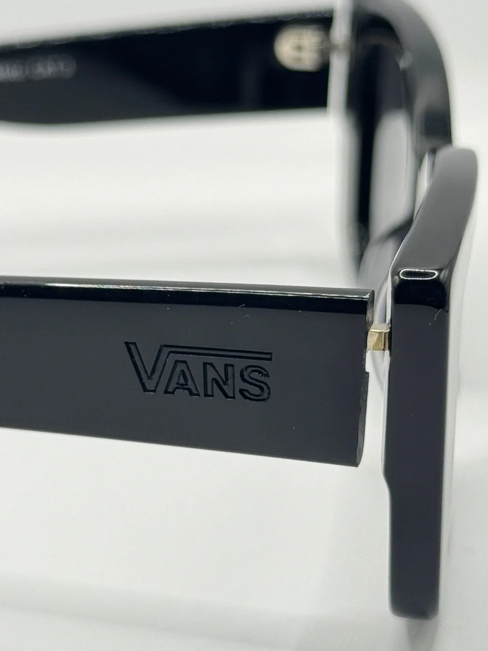 VANS Black Motz Sunglasses NEW